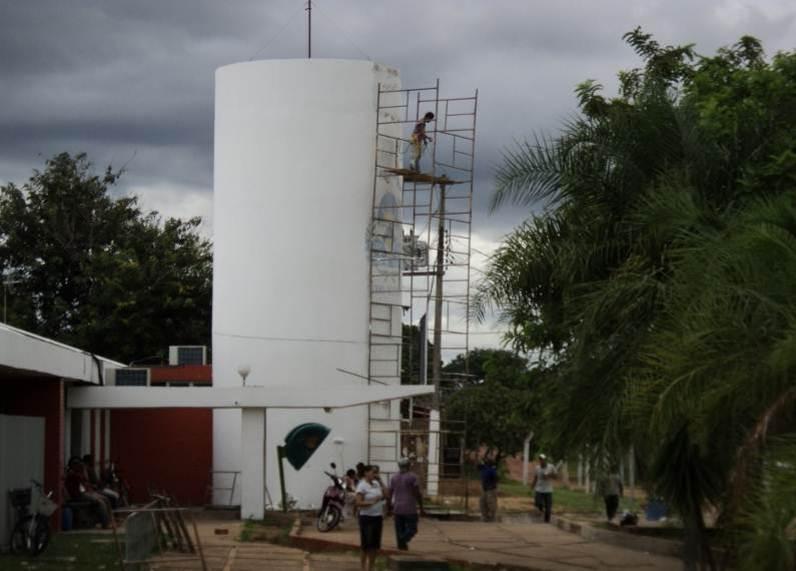 Realizado reparos e a pintura dos telhados, recuperação e pintura de platimbandas, substituição de todo o sistema de iluminação (tubulação, fios e