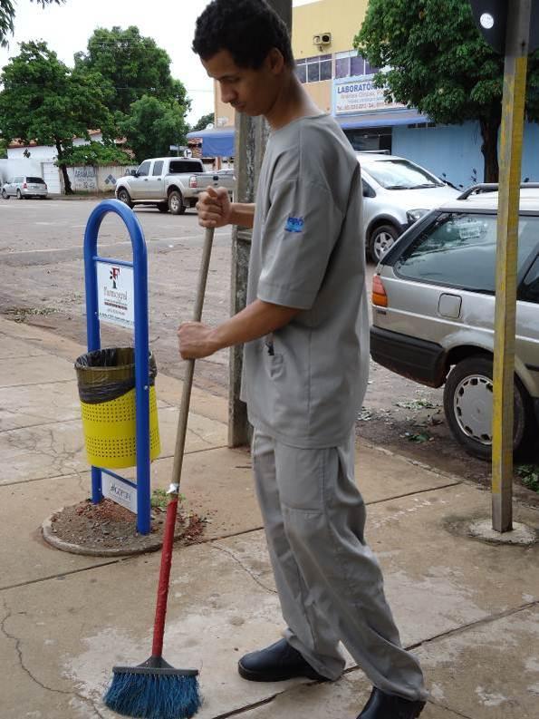 2.3.6 SUPORTE TÉCNICO Médico Visita a Gurupi para definir aumento de leitos de UTI adulto para dezembro/2011.