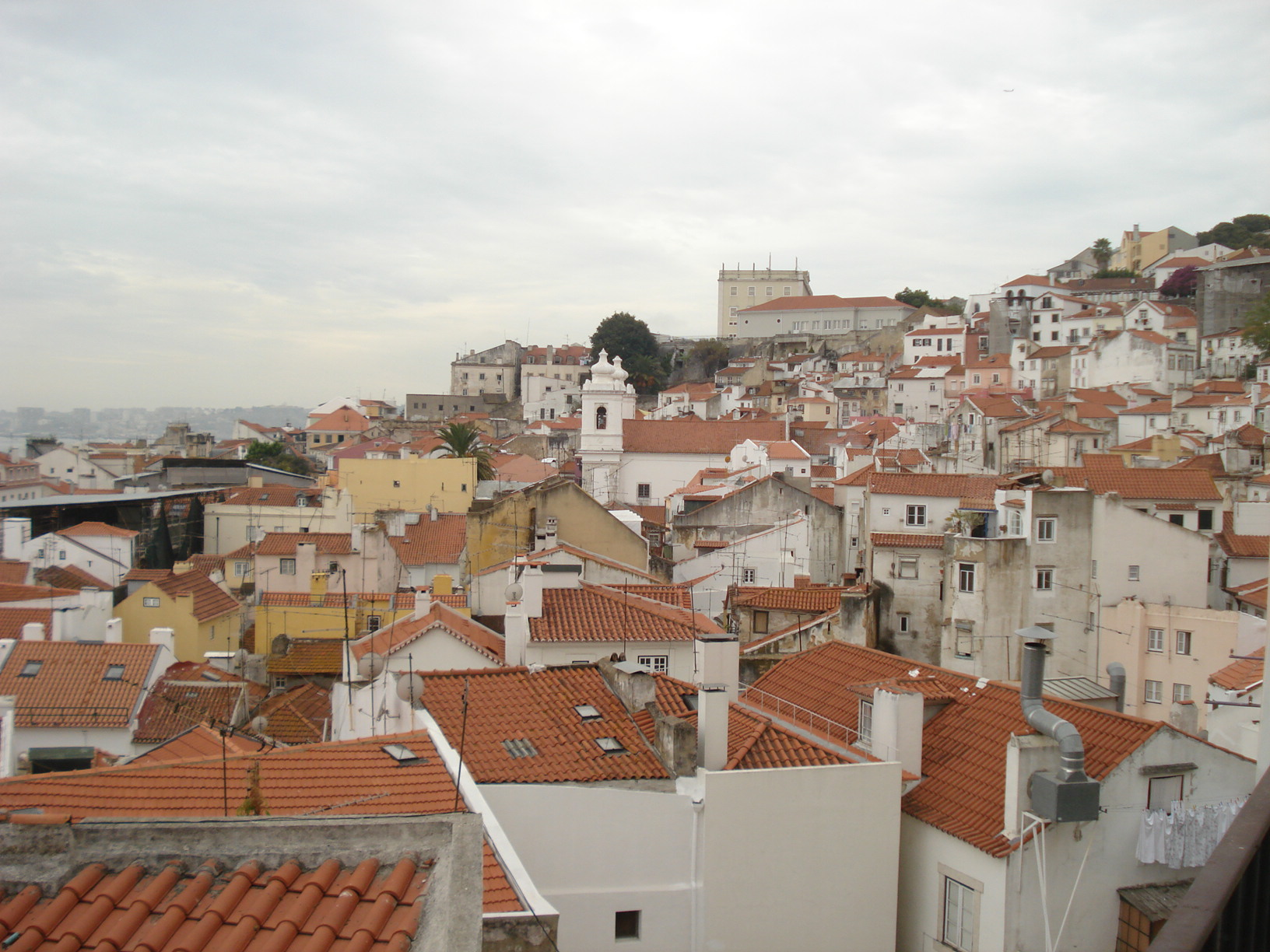 Alfama vista desde a