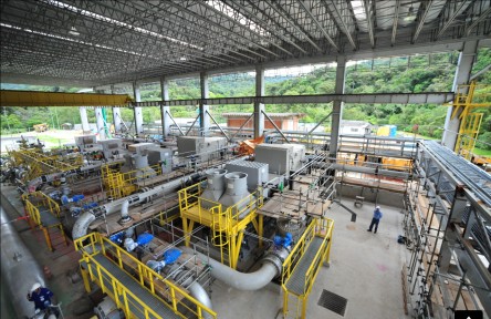 Aumento da capacidade de dutos para suprimento das refinarias em São Paulo Obra em andamento 2 0 S/2012 Duto entre São Sebastião e