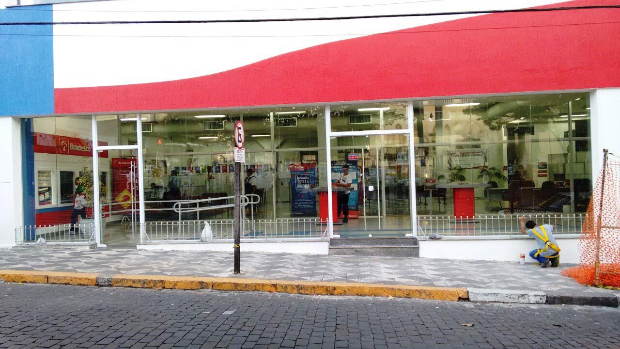 São José do Rio Pardo Banco Bradesco Ag. 0536-3 Pça.