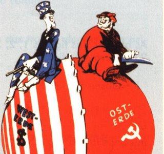 Vitória dos EUA (Capitalista) e da URSS (Socialista);