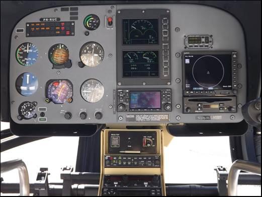 DISPLAY MULTIFUNÇÃO GMX200 AS350 B2/B3 EC130B4 O Garmin GMX 200 I/O Traffic é um display multifunção destinado à apresentação gráfica de mapas de movimento, terreno conhecido, obstruções, tráfego