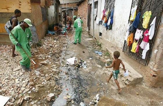 Amebíase Prevenção Tratamento dos doentes Educação sanitária, com extensão da rede