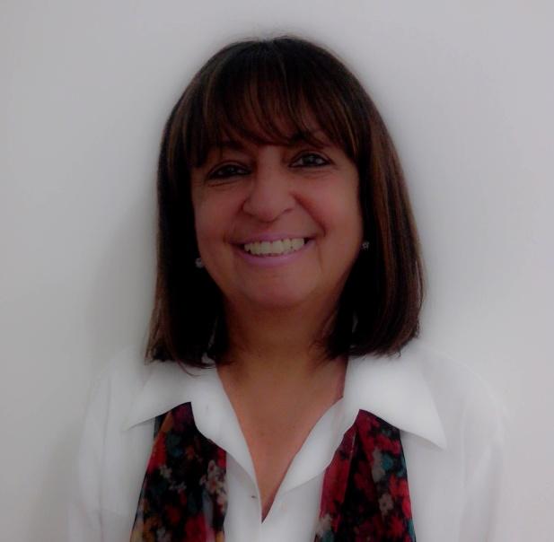 Autora Consultora Professora Vilma Vaz dos Santos Possui certificação MOS Atuando na área de treinamentos corporativos há mais de 30 anos.