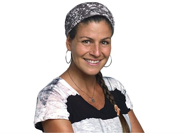 Biografia Chef Manuela Scalini Manuela Scalini, chef de raw food, morou 20 anos na Califórnia, e retorna ao Brasil introduzindo a fusão da gastronomia crua e criativa com alimentação natural e