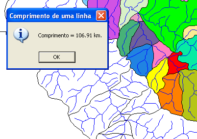 Ao clicar nesta ferramenta, o cursor fica habilitado para selecionar no Mapa Principal a linha da qual se deseja saber o comprimento e na Barra de Status aparece a mensagem Clique numa linha.