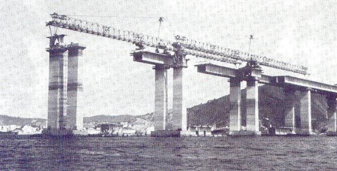 24 / 42 Ponte Rio Niterói - 1974 Projeto : Antonio Alves de Noronha Engenharia 80m 80m Altura da viga = 4,70 m