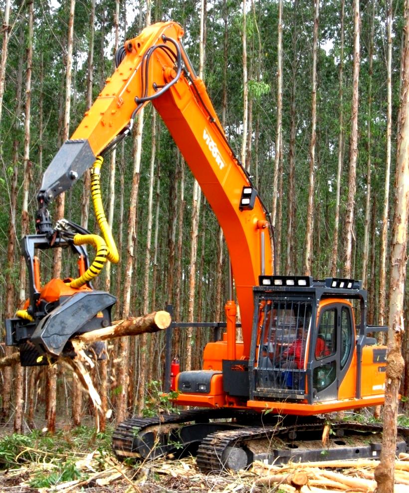 Proteção Florestal Vicort A proteção aplicada pela Vicort nos seus equipamentos, é resultado da experiência prática na área florestal.