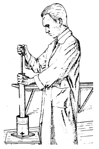 Compactação do solo Introdução Princípios fundamentais na compactação dos solos Eng. americano Ralph Proctor (1933) estabeleceu os princípios básicos da técnica e controle de compactação :.