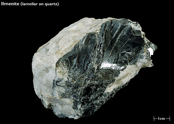 piezoeléctricas. Calcula-se que, a partir de 1900, se teriam extraído da Terra mais minerais do que em todo o período anterior da História da Humanidade.