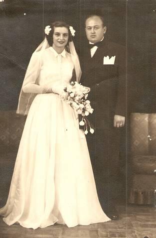 O casamento aconteceu em 20 de dezembro de 1952 na Paróquia São Sebastião Mártir de Venâncio Aires. A festa se deu na casa dos pais de Eny e a lua de mel foi em Santa Maria.