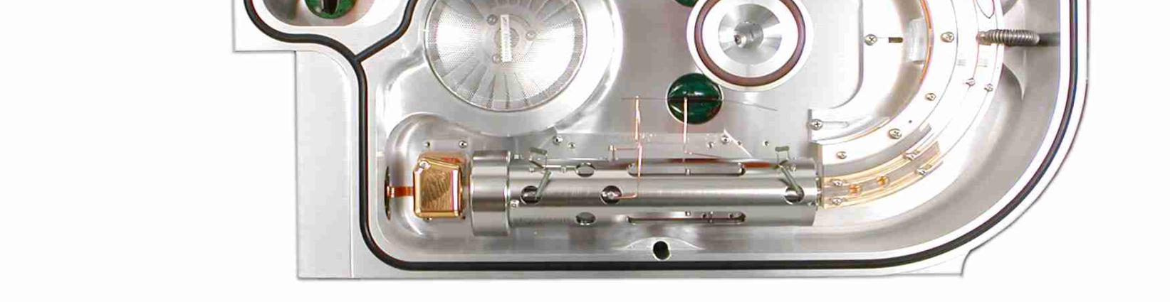 MS/MS with Triple Quadrupoles The analyser of a triple quad instrument consists in two quadrupoles, separated by a collision cell.