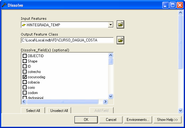 26 Selecionar o Input Features como sendo HINTEGRADA_TEMP, o arquivo de saída como C:\Local\Local.mdb\FD\CURSO_DAGUA_COSTA e o campo a ser dissolvido como cocursodag.