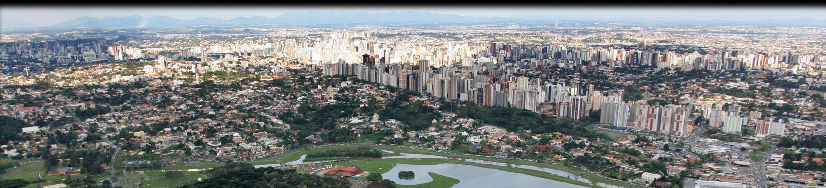 REVISÃO DO PLANO DIRETOR DE CURITIBA Princípios da política de desenvolvimento urbano cumprimento da função social da propriedade integração metropolitana observância das peculiaridades regionais e