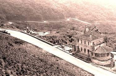 Histórico do Pavimento de Concreto no Brasil Rodovia Caminhos do Mar (1925) recebeu pavimento de concreto - a primeira