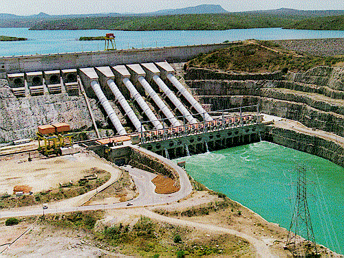 REFERÊNCIAS - USINAS HIDRÉLETRICAS 1975 1990 2012 Itaúba Serra da Mesa