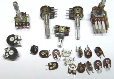 2 - Lei de Ohm O comportamento de todos os dispositivos elétricos pode ser deduzido em expressões matemáticas, isso não é diferente com o resistor.