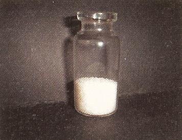 branco, cristalino, co aspeto e açúcar (sacarose) figura 1, poereos utilizar essa substância para aoçar o café?
