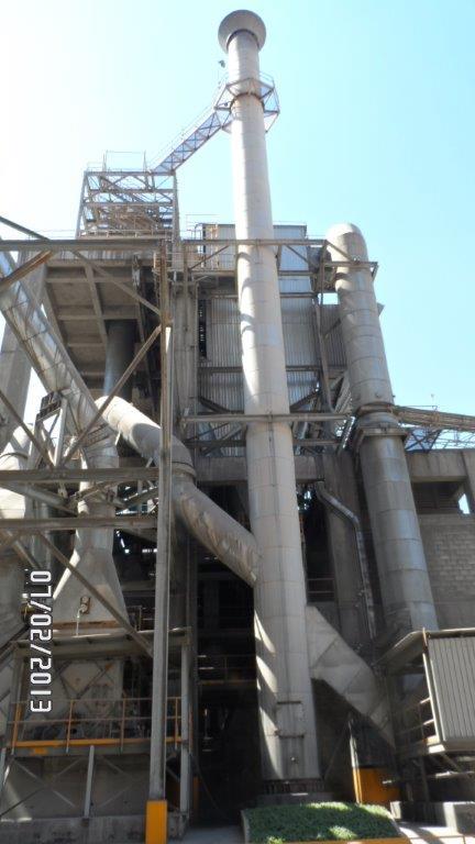 Aplicação em campo planta em APAXCO, 2003 Quando a fábrica de cimento em Apaxco estava procurando uma solução para os problemas de corrosão no filtro de mangas do moinho de coque nós