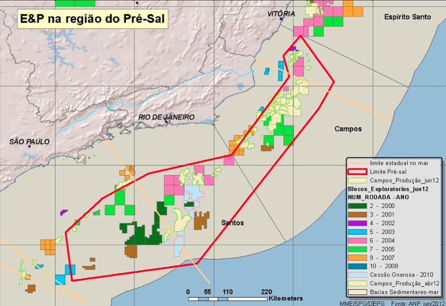 Pré-Sal Brasileiro Licitação sob Regime de Partilha de Produção Área Polígono: 149 mil km² Área Concessão: 42 mil km² (28%) Área