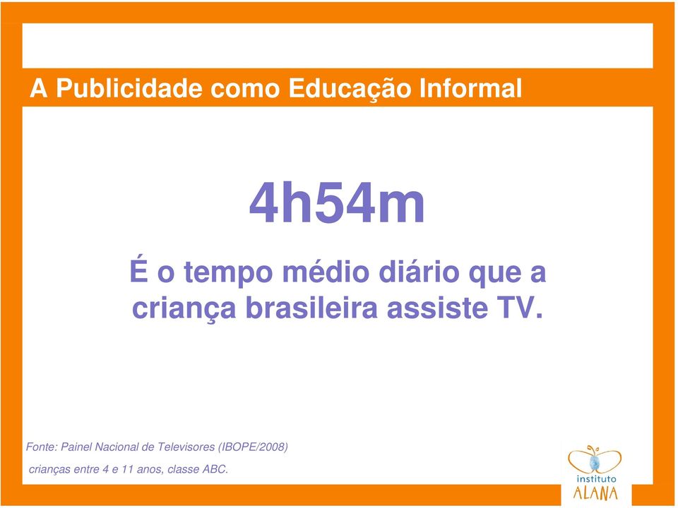 assiste TV.