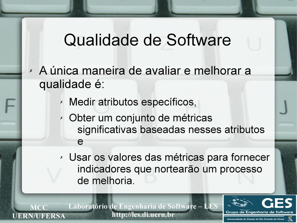 métricas significativas baseadas nesses atributos e Usar os valores