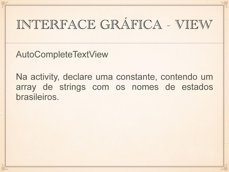 constante, contendo um array