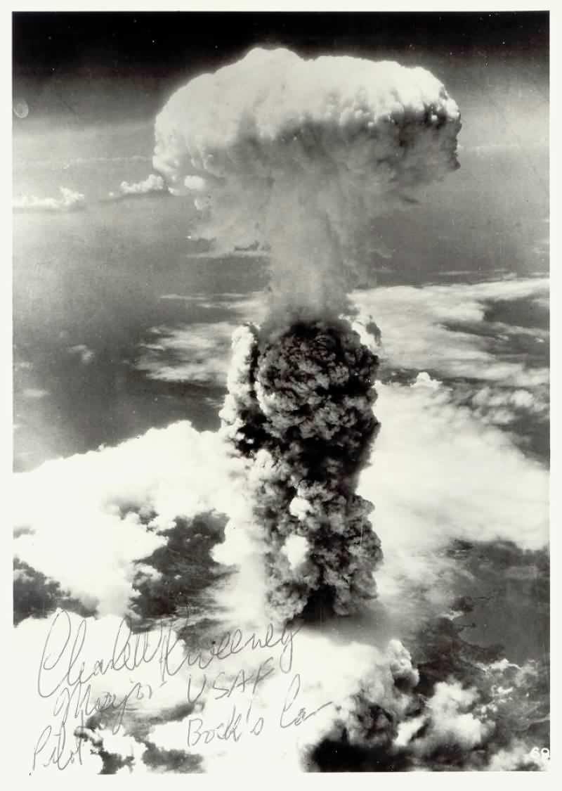 CONTEXTUALIZAÇÃO HISTÓRICA A segunda guerra veio a terminar com as detonações das bombas atómicas em