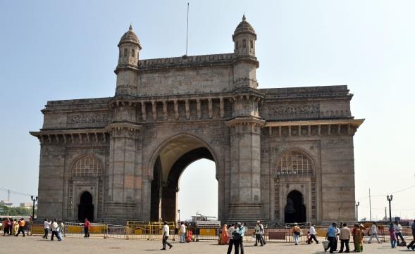 Quais os desafios dos serviços de águas? Bombaim, Índia Gateway of India Projeções de aumento do nível do mar post-2100 Projeção baseada num aquecimento de 4 C, correspondendo à ausência de medidas.