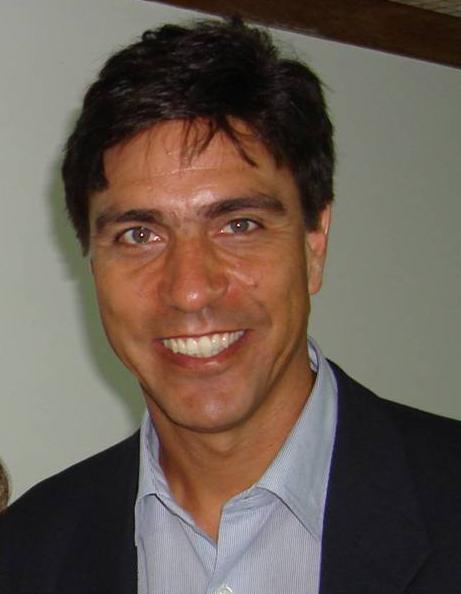 Consultor Responsável André Victória da Silva Profissional com 25 anos de experiência de mercado.