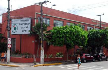 ASSISTÊNCIA MÉDICO-HOSPITALAR DIRETOS DOS MILITARES ESTADUAIS São DIREITOS dos militares estaduais: a assistência médico-hospitalar, através