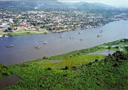 Planícies Uma planície é uma grande área geográfica mais ou menos plana, com pouco ou raramente nenhum tipo de variação de