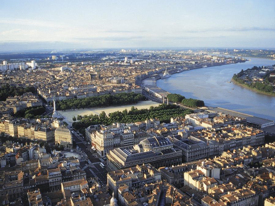 Bordeaux é uma cidade francesa famosa por suas