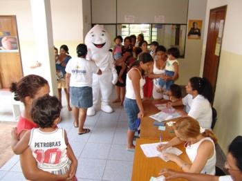 ESTRATÉGIAS ADOTADAS Rotina: diariamente nos serviços de saúde Campanha e/ou intensificação de vacinação: São estratégias que visam o controle de doenças de maneira intensiva ou a extensão da