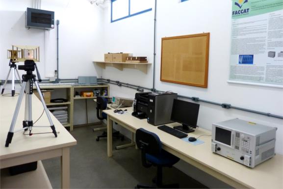 Física Metrologia Laboratórios do Curso Química Sistemas e Métodos Desenho Inovação