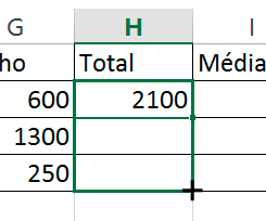 células. Aperte a tecla Enter no teclado. Observe que foi feita a soma das seis Clique novamente na célula H2.