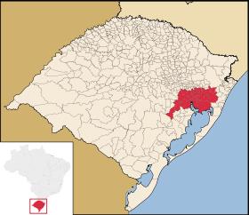 Contexto de Porto Alegre Reúne 34 municípios, com mais de 4 milhões de habitantes 37% da população total do Estado.