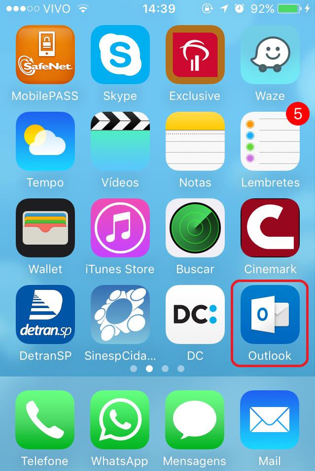 Se você tem instalado no celular o Outlook basta seguir os passos abaixo