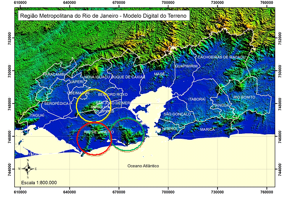 Espaços de Risco à Saúde, Região Metropolitana do Rio de Janeiro, Brasil Fig. 2. A RMRJ localizada na planície (em azul) cercada pela Serra do Mar (cadeia de montanhas em verde).