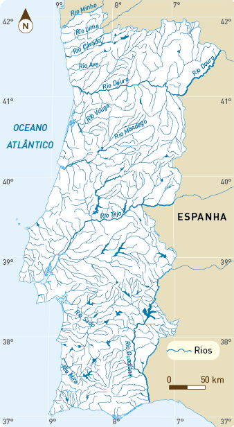 Dinâmica de uma bacia hidrográfica Rede hidrográfica de Portugal continental Rede hidrográfica de Portugal continental O regime dos rios portugueses é irregular, pois no inverno, fruto da maior