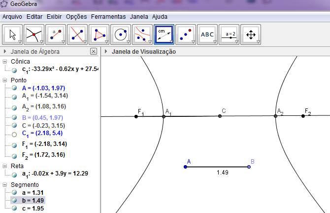 professor poderá discutir com os alunos o que acontece com a hipérbole quando variamos o valor da razão c a seguindo os seguinte passos: Abrir uma janela do geogebra e construir uma hipérbole
