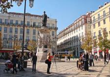 Itinerário 1º Dia 21 de Setembro 2017 PORTO / LISBOA Em hora e local a informar, partida em autocarro privado com destino a Lisboa. Realização de paragem técnica durante o percurso.