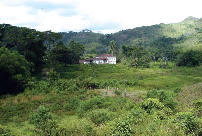 Parceria: denominação Fazenda do Oriente códice AIII F17 Val localização Rodovia RJ-137 Santa Isabel do Rio Preto, 3º distrito de Valença / RJ Santa Rita de Jacutinga (MG) município Valença época de