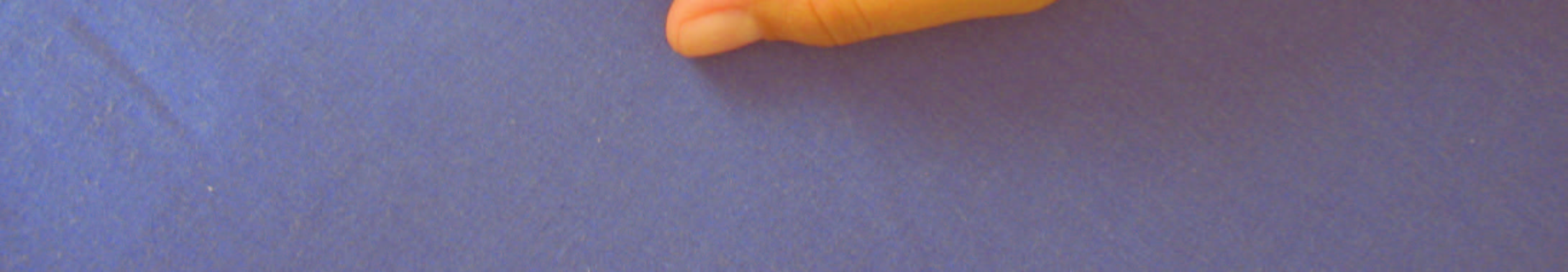 56 5. Comprimento da Mão: Sendo que é a distância em linha reta que vai do meio da linha que uni o stylion radii e o stylion ulneae, ao daktilion do dedo médio, considera-se a somatória das medidas 3