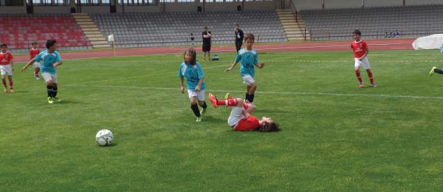 Encontros anuais de Traquinas No dia 29 de maio decorreu no Pavilhão Gimnodesportivo da Nazaré o Encontro Anual de Traquinas - Futsal - que contou com a participação de 12 equipas.