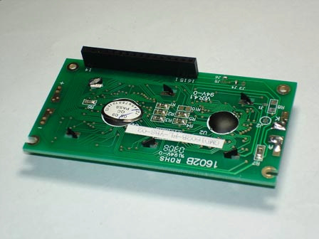 Página 6 de 8 29- Coloque o microprocessador gravado no soquete, de forma que a meia lua do microprocessador fique voltada para a meia lua do soquete.