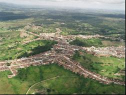 paisagístico, porém, seu patrimônio rural, destacadamente os engenhos de cachaça e rapadura ali instalados, não foi considerado no processo, mesmo se tendo em conta que a atividade agrícola do