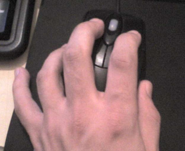 no botão esquerdo e o dedo indicador no botão direito. Veja abaixo alguns exercícios práticos: Ação Procedimento Clique Pressione e solte o botão do mouse rapidamente.