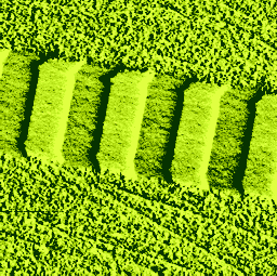 Disco rígido Magnetic tracks 9 µm wide with a 1 µm spacing The smallest bits are about 0.